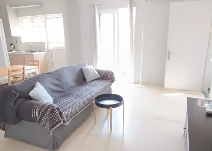 Family House Down Town Διαμέρισμα *